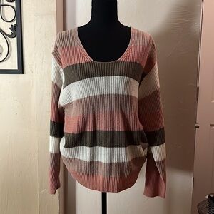 NWT Love at First Find Sweater with Knot Back Size XL